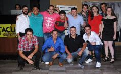 Foto de la galería: Amigos Expreso JeT cerraron el año con un brindis en la Peña Tacuarí