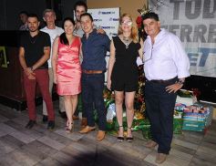 Foto de la galería: Amigos Expreso JeT cerraron el año con un brindis en la Peña Tacuarí