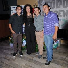 Foto de la galería: Amigos Expreso JeT cerraron el año con un brindis en la Peña Tacuarí