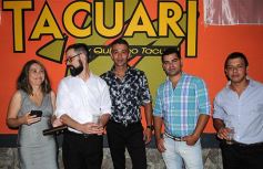 Foto de la galería: Amigos Expreso JeT cerraron el año con un brindis en la Peña Tacuarí