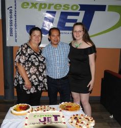 Foto de la galería: Amigos Expreso JeT cerraron el año con un brindis en la Peña Tacuarí
