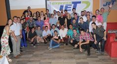 Foto de la galería: Amigos Expreso JeT cerraron el año con un brindis en la Peña Tacuarí