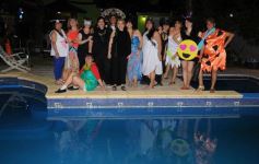 Foto de la galería: Una fiesta de disfraces donde brindaron por la vida