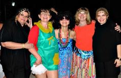 Foto de la galería: Una fiesta de disfraces donde brindaron por la vida