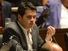 Foto de la galería: La Legislatura provincial aprobó el acuerdo de consenso fiscal firmado con la Nación