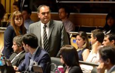 Foto de la galería: La Legislatura provincial aprobó el acuerdo de consenso fiscal firmado con la Nación