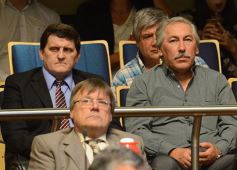 Foto de la galería: La Legislatura provincial aprobó el acuerdo de consenso fiscal firmado con la Nación