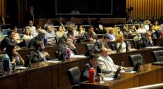 Foto de la galería: La Legislatura provincial aprobó el acuerdo de consenso fiscal firmado con la Nación