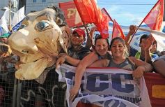 Foto de la galería: La Legislatura provincial aprobó el acuerdo de consenso fiscal firmado con la Nación