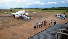 Foto de la galería: Flybondi aterrizó por primera vez en Posadas