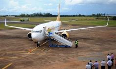Foto de la galería: Flybondi aterrizó por primera vez en Posadas