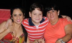 Sixto Fotografías. Sociedad. Cumpleaños - El cumple de Guido Rubén: música, canto y mucha buena onda