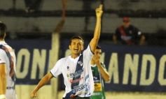 Sixto Fotografías. Deportes. Torneo Federal A - Guaraní consiguió dos empates seguidos y sigue peleando para mantener la categoría