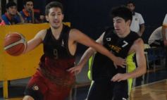 Sixto Fotografías. Deportes. Torneo Provincial - Tokio derrotó a Mitre en la primera del Provincial de básquet