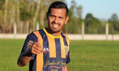 Sixto Fotografías. Deportes. Liga Posadeña A - Aplastante triunfo de Mitre ante El Brete