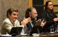 Sixto Fotografías. Sociedad. Cámara de Diputados - Crean un programa de acompañamiento a niños y adolescentes progenitores