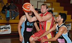 Sixto Fotografías. Deportes. Torneo Provincial - OTC sorprendió a Tokio en el templo oriental