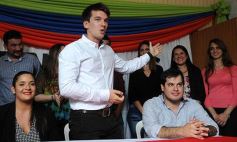 Sixto Fotografías. Sociedad. Campañas - "Renovados" presentó sus nombres para competir por bancas del Concejo