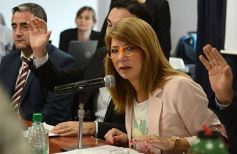 Sixto Fotografías. Sociedad. Cámara de Diputados - Emitieron dictamen para modificar la ley de honorarios de abogados y procuradores de la provincia