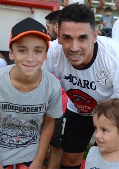 Foto de la galería: Partido solidario en Guaraní: las estrellas brillaron más que nunca