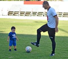 Foto de la galería: Partido solidario en Guaraní: las estrellas brillaron más que nunca