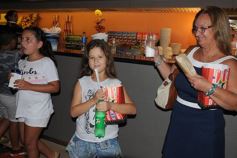 Foto de la galería: Masiva presencia de chicos en el estreno de "Coco" en el Imax