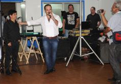 Foto de la galería: Los mellizos Villalba celebraron los 60 años con música, canto y baile hasta el amanecer