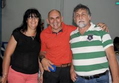 Foto de la galería: Los mellizos Villalba celebraron los 60 años con música, canto y baile hasta el amanecer