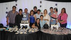 Foto de la galería: Los mellizos Villalba celebraron los 60 años con música, canto y baile hasta el amanecer