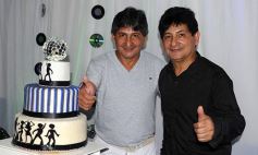 Foto de la galería: Los mellizos Villalba celebraron los 60 años con música, canto y baile hasta el amanecer