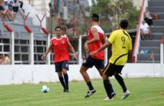 Foto de la galería: Guaraní de pretemporada: recibió a su homónimo del Alto Paraná paraguayo