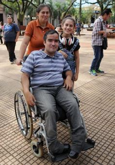 Foto de la galería: Brillo, alegría y ritmo: lanzaron los carnavales misioneros