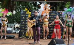 Foto de la galería: Brillo, alegría y ritmo: lanzaron los carnavales misioneros