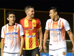 Foto de la galería: Copa Argentina: Crucero empató con Sarmiento y define en Chaco