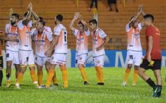 Foto de la galería: Copa Argentina: Crucero empató con Sarmiento y define en Chaco