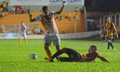 Foto de la galería: Copa Argentina: Crucero empató con Sarmiento y define en Chaco