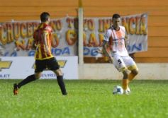 Foto de la galería: Copa Argentina: Crucero empató con Sarmiento y define en Chaco