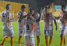 Foto de la galería: Copa Argentina: Crucero empató con Sarmiento y define en Chaco