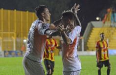 Foto de la galería: Copa Argentina: Crucero empató con Sarmiento y define en Chaco