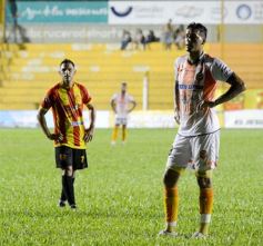Foto de la galería: Copa Argentina: Crucero empató con Sarmiento y define en Chaco