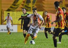 Foto de la galería: Copa Argentina: Crucero empató con Sarmiento y define en Chaco