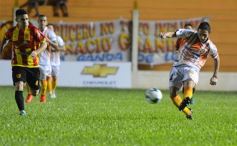 Foto de la galería: Copa Argentina: Crucero empató con Sarmiento y define en Chaco