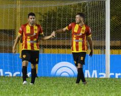 Foto de la galería: Copa Argentina: Crucero empató con Sarmiento y define en Chaco