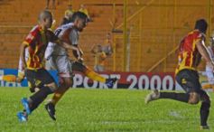 Foto de la galería: Copa Argentina: Crucero empató con Sarmiento y define en Chaco