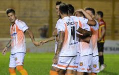 Foto de la galería: Copa Argentina: Crucero empató con Sarmiento y define en Chaco