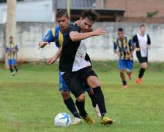 Foto de la galería: El Decano debutó con un triunfo sobre Mitre en el Federal C