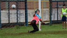 Foto de la galería: El Decano debutó con un triunfo sobre Mitre en el Federal C