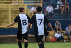 Foto de la galería: El Decano debutó con un triunfo sobre Mitre en el Federal C