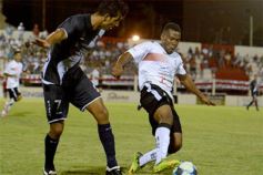 Foto de la galería: Guaraní y un empate con sabor a poco ante Altos Hornos