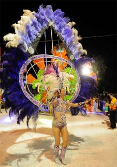 Foto de la galería: San Ignacio vivió la final del carnaval misionero: las mejores fotos